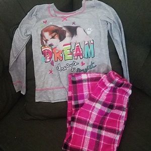 Girls pajamas